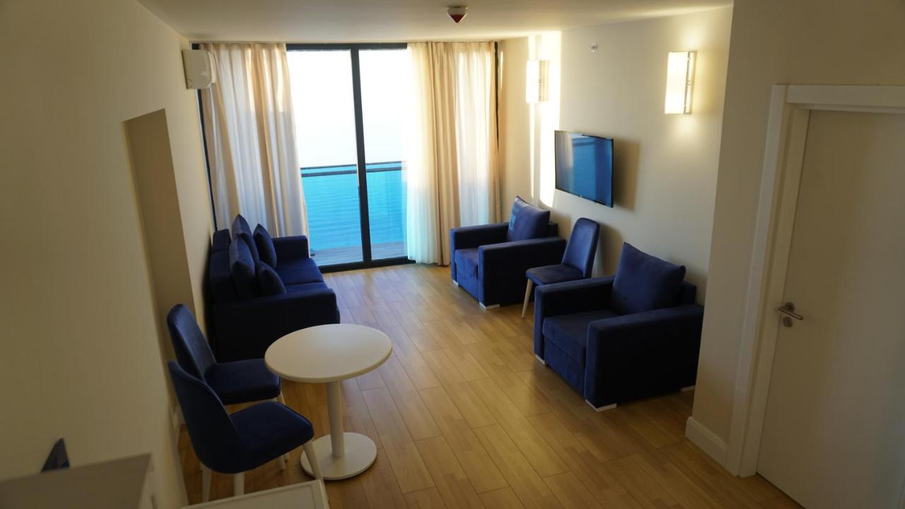 Diamond Apartment Batumi Bagian luar foto